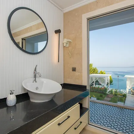 Bodrum'da Denize Sifir Muhtesem Boss 2 ヴィラ Milas