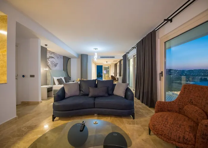 Bodrum'da Denize Sifir Muhtesem Boss 2