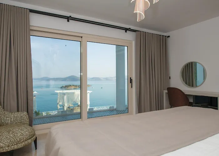 Bodrum'da Denize Sifir Muhtesem Boss 2